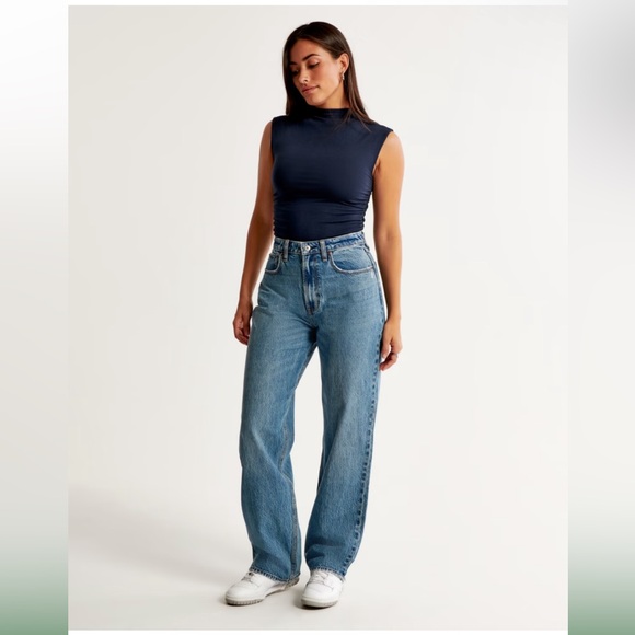 Abercrombie & Fitch Denim - 👖Abercrombie Curve Love High Rise Loose Jeans👖